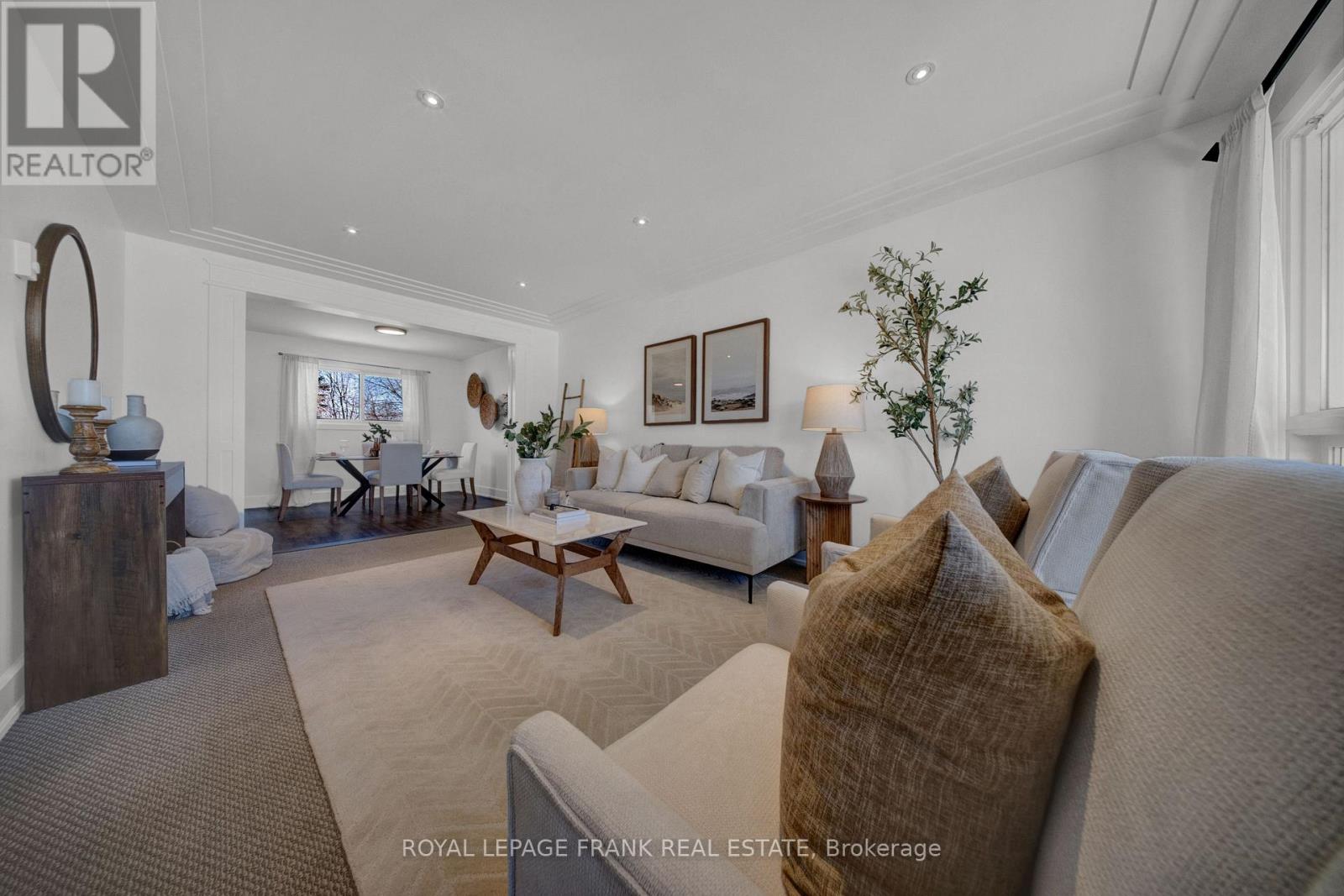 590 Talbot Court, Oshawa, Ontario L1J 2E8 - Photo 5 - E12942456