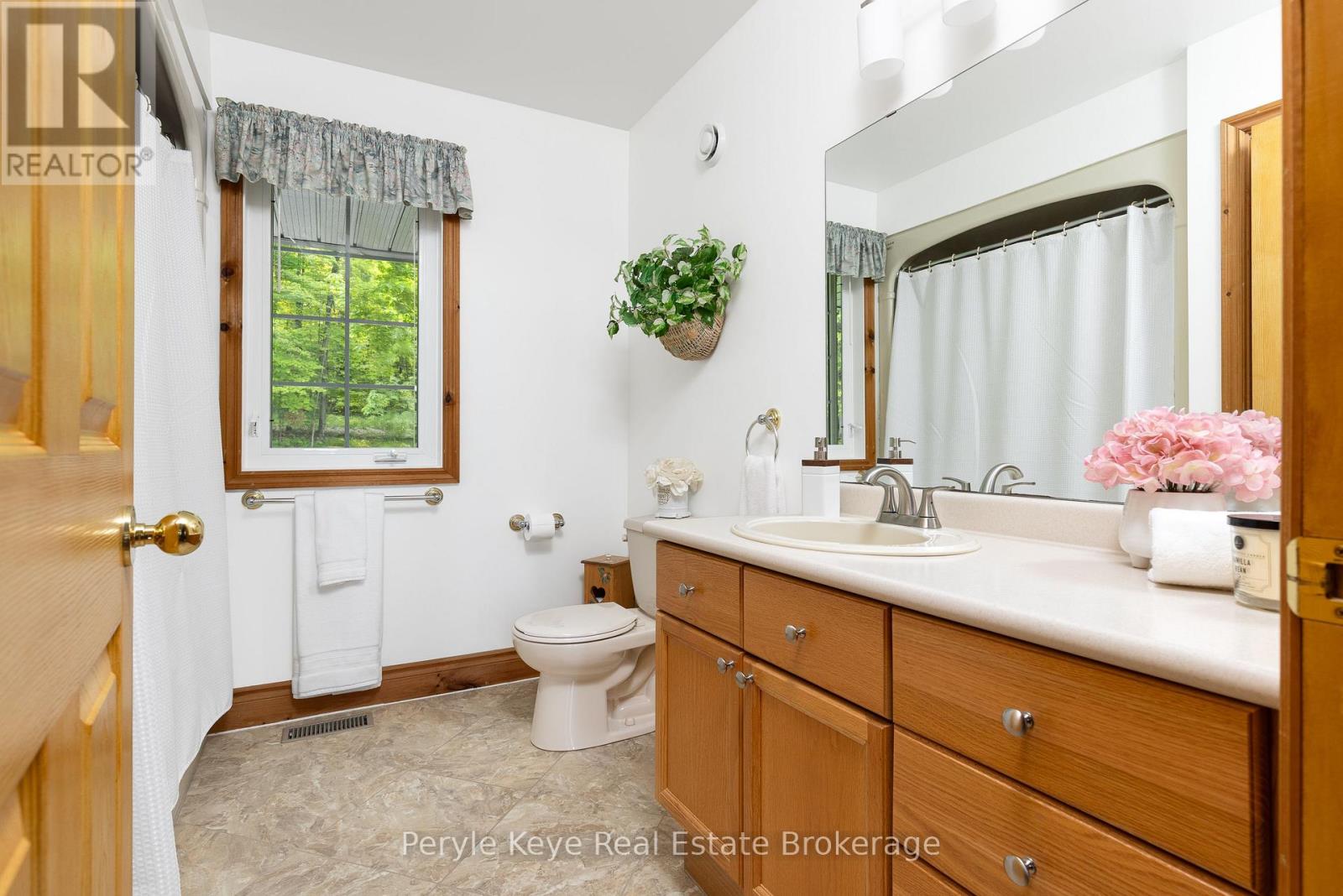 200 Edgemere Road, Huntsville, Ontario  P0B 1L0 - Photo 28 - X12942512