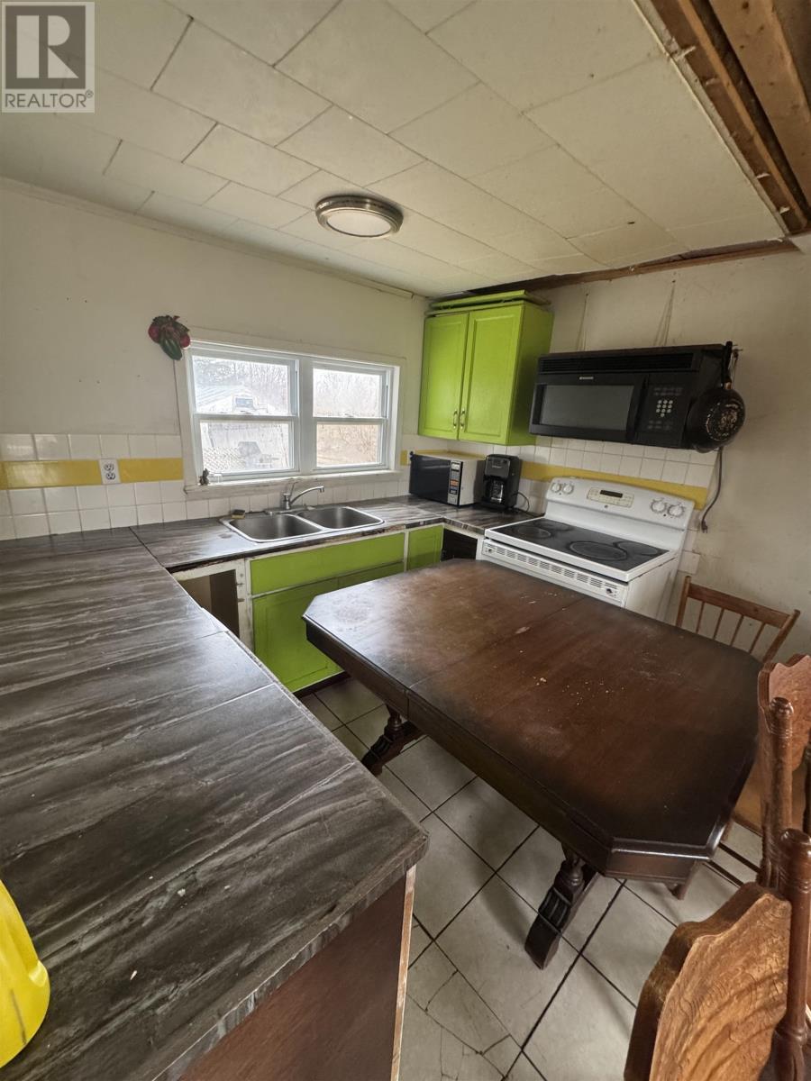 2070 Cape Bear Road, Beach Point, Prince Edward Island  C0A 1W0 - Photo 7 - 202605786