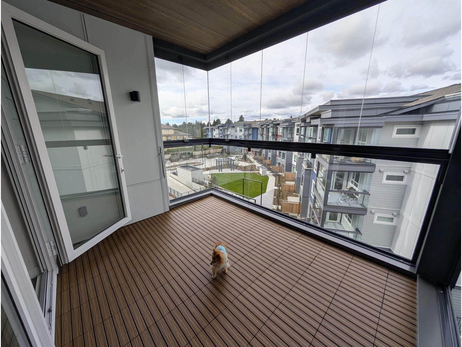 4FL 13777 75A AVENUE, Surrey, British Columbia