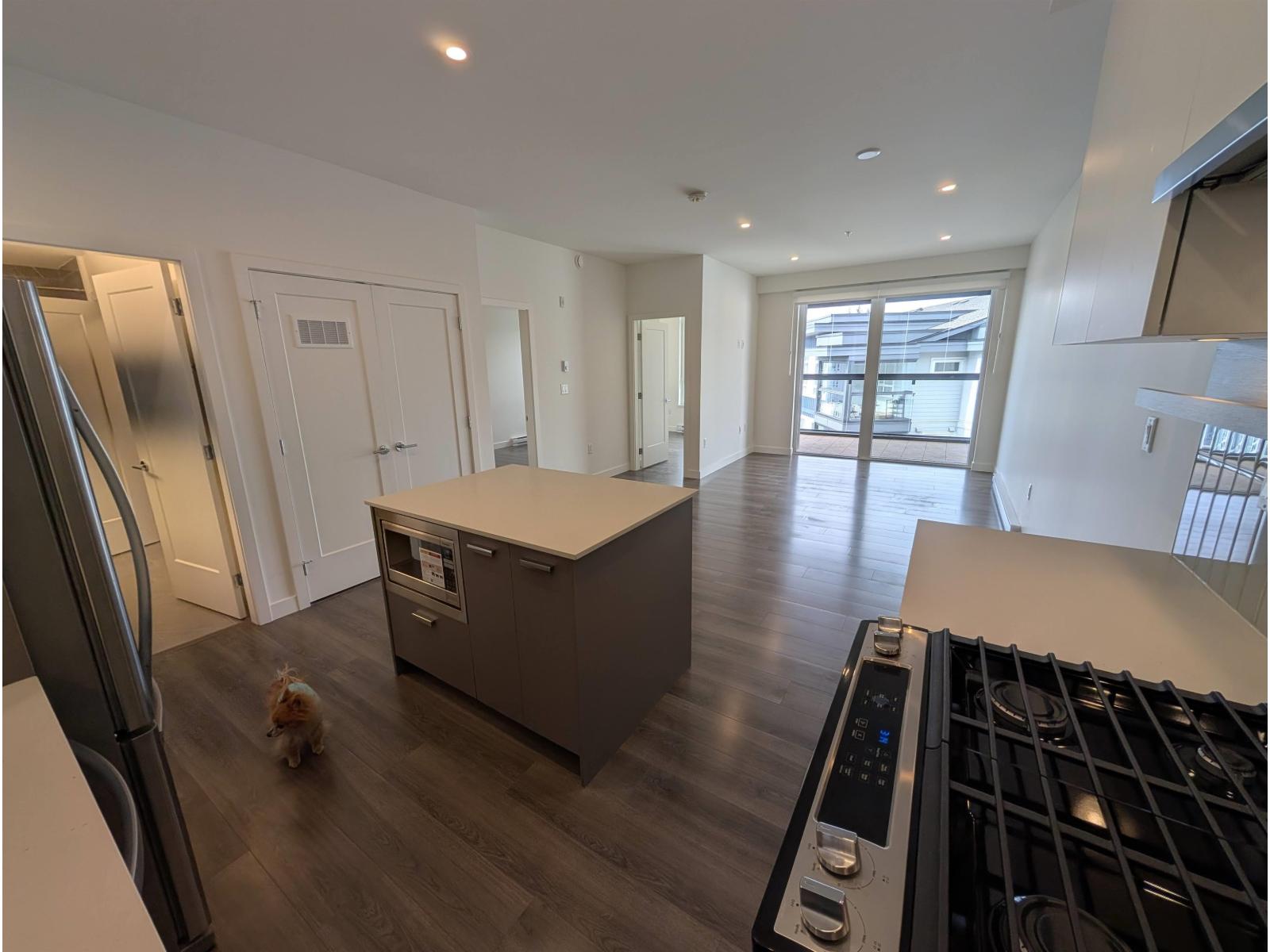 4fl 13777 75a Avenue, Surrey, British Columbia  V3W 3W4 - Photo 3 - R3105805