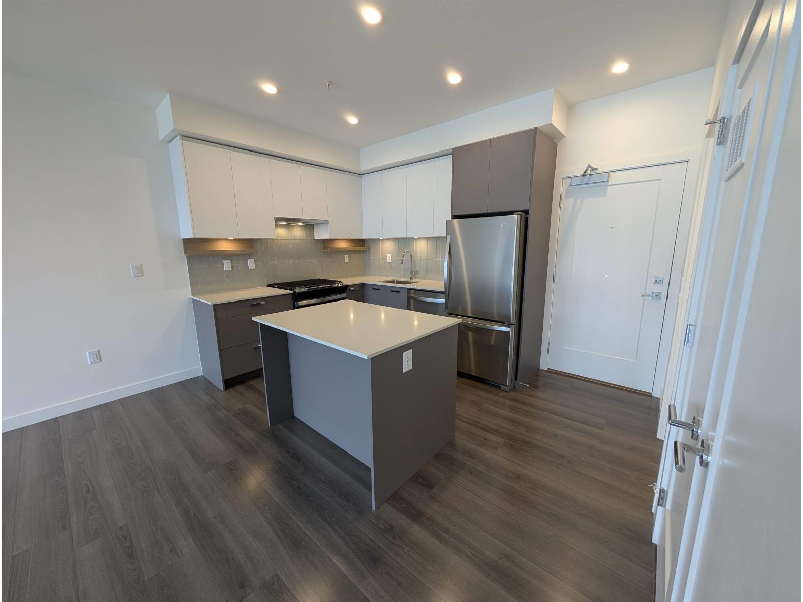 4fl 13777 75a Avenue, Surrey, British Columbia  V3W 3W4 - Photo 8 - R3105805