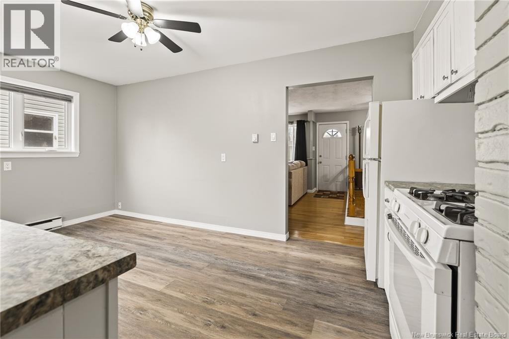 175 Second Avenue, Moncton, New Brunswick  E1C 7Y5 - Photo 11 - NB136147