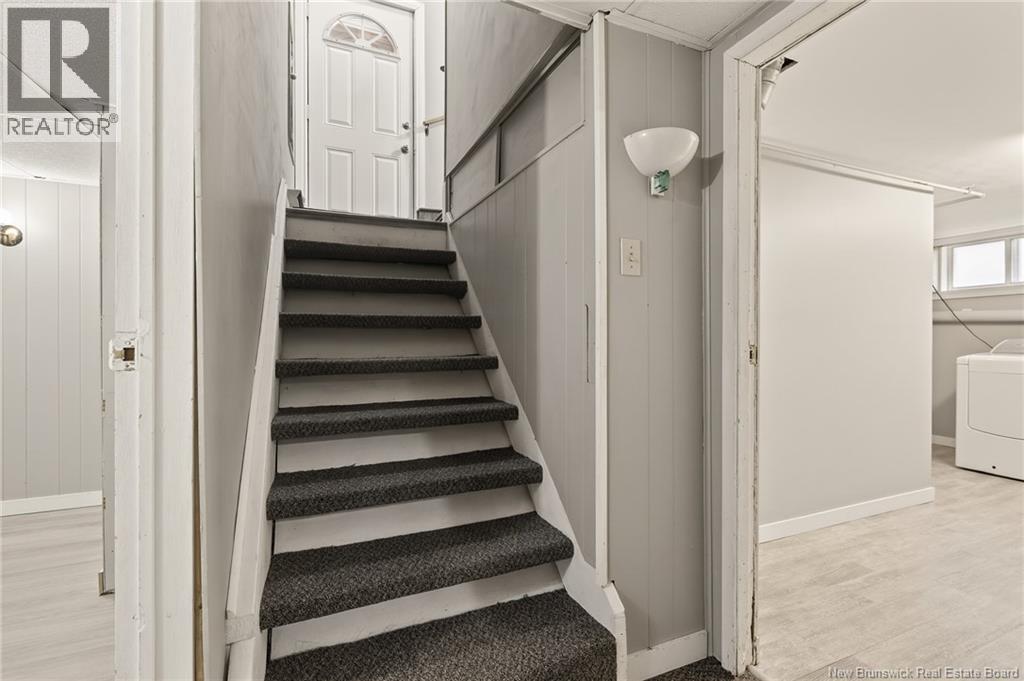 175 Second Avenue, Moncton, New Brunswick  E1C 7Y5 - Photo 27 - NB136147