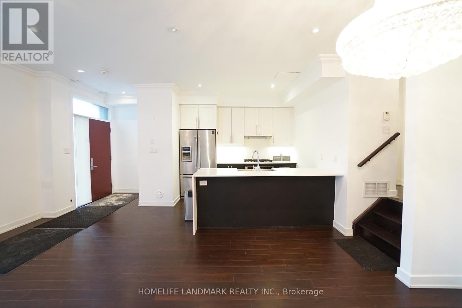 4 - 4030 Parkside Village Drive, Mississauga, Ontario  L5B 0K2 - Photo 6 - W12760400