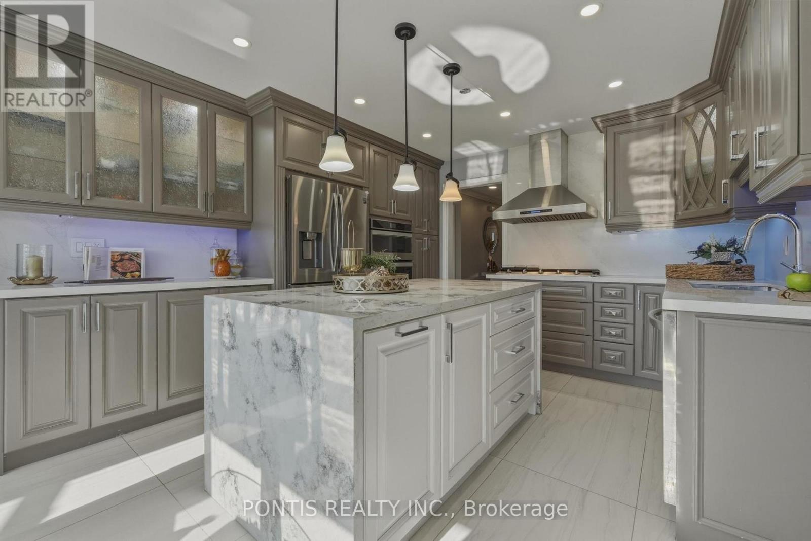 10 Whitmore Court, Brampton, Ontario  L6Z 2A5 - Photo 15 - W12942240