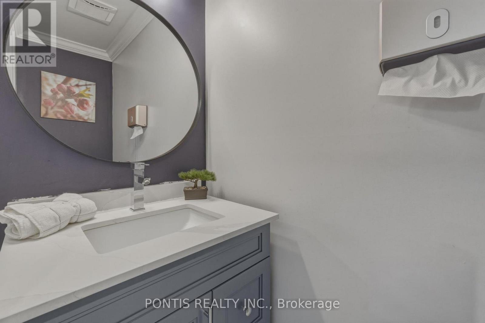 10 Whitmore Court, Brampton, Ontario  L6Z 2A5 - Photo 22 - W12942240