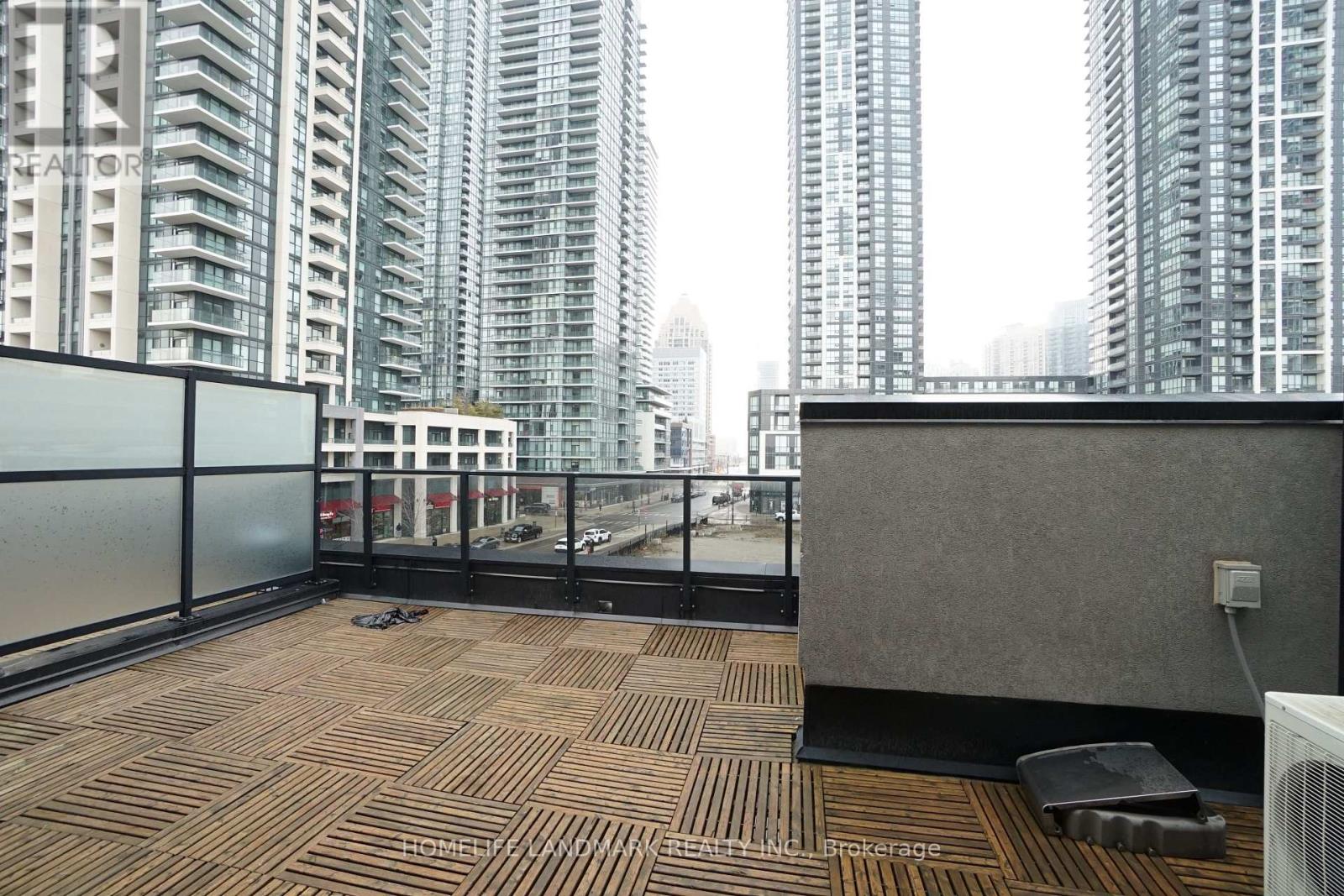 4 - 4030 Parkside Village Drive, Mississauga, Ontario  L5B 0K2 - Photo 27 - W12760400