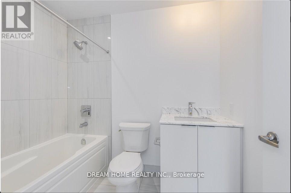 3809 -Room - 955 Bay Street, Toronto, Ontario  M5S 2A2 - Photo 9 - C12866118