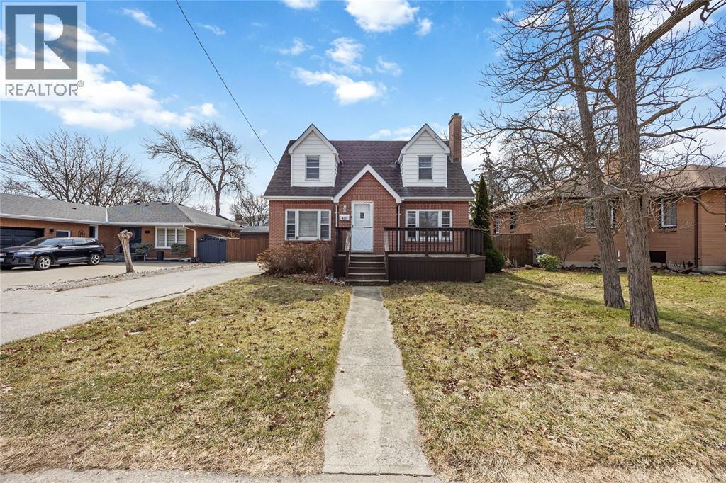 617 Cathcart Boulevard, Sarnia, Ontario  N7V 2N1 - Photo 2 - 26006553