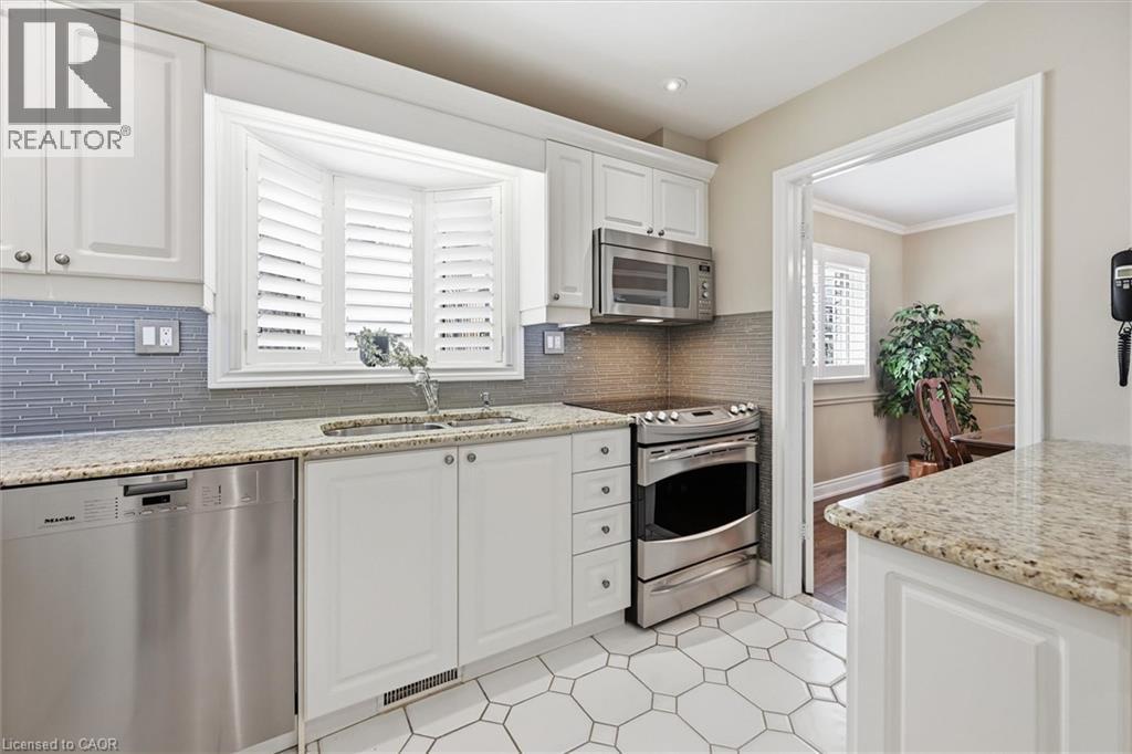 2192 Ireland Drive, Burlington, Ontario  L7P 3G1 - Photo 11 - 40816613