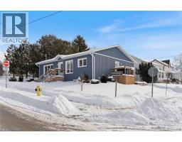 32 NICHOL Street W, waterford, Ontario