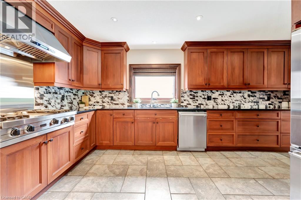 11 Maple Hill Drive, Kitchener, Ontario  N2M 2R7 - Photo 18 - 40816448