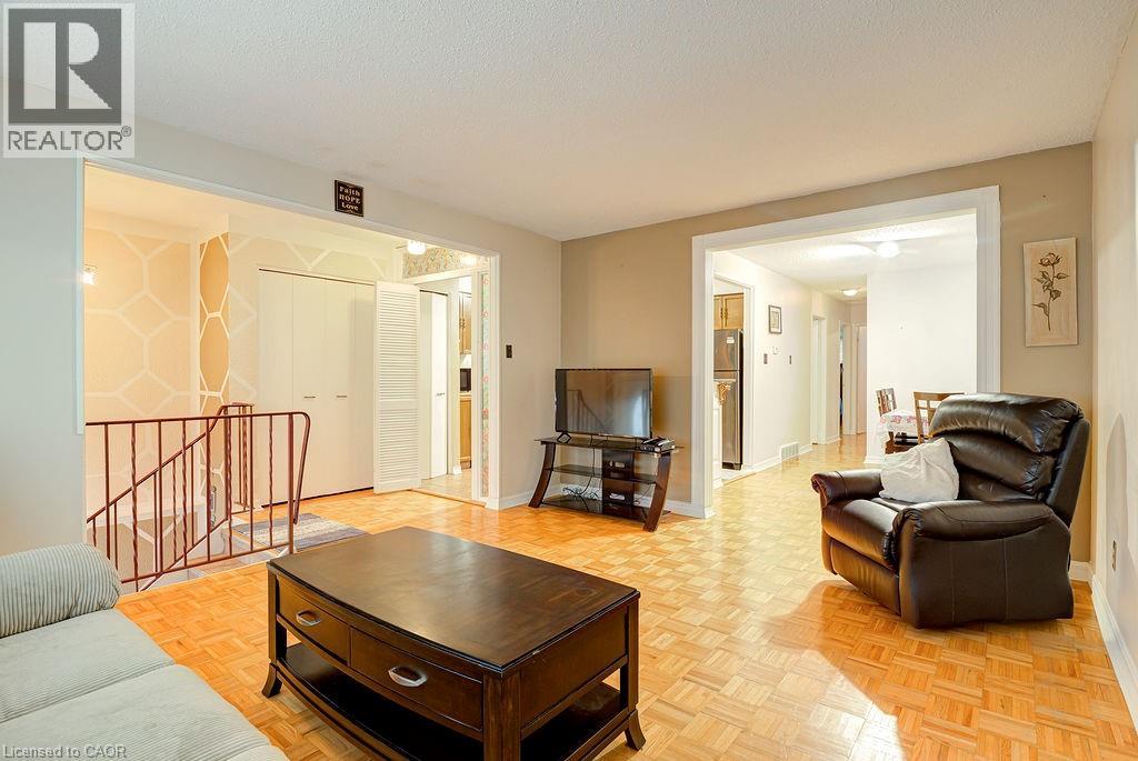 174 Thaler Avenue, Kitchener, Ontario  N2A 1R5 - Photo 8 - 40816363