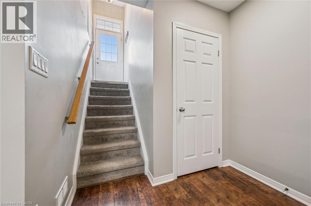 240 Westmeadow Drive Unit# 1d, Kitchener, Ontario  N2N 0A1 - Photo 4 - 40816222