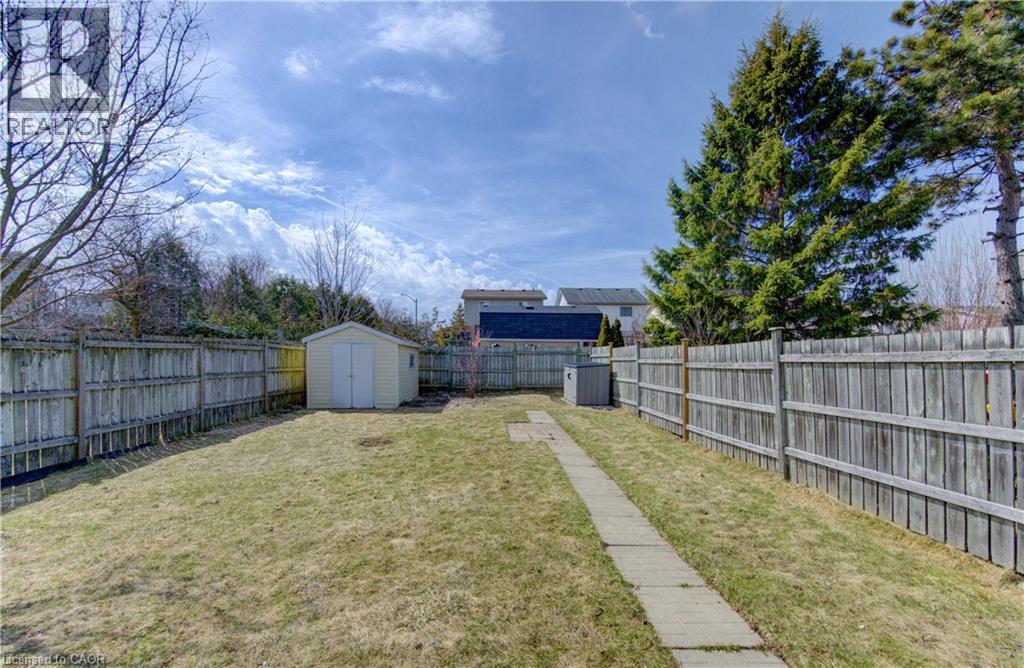 9 Camrose Court, Kitchener, Ontario  N2M 5J3 - Photo 25 - 40815752