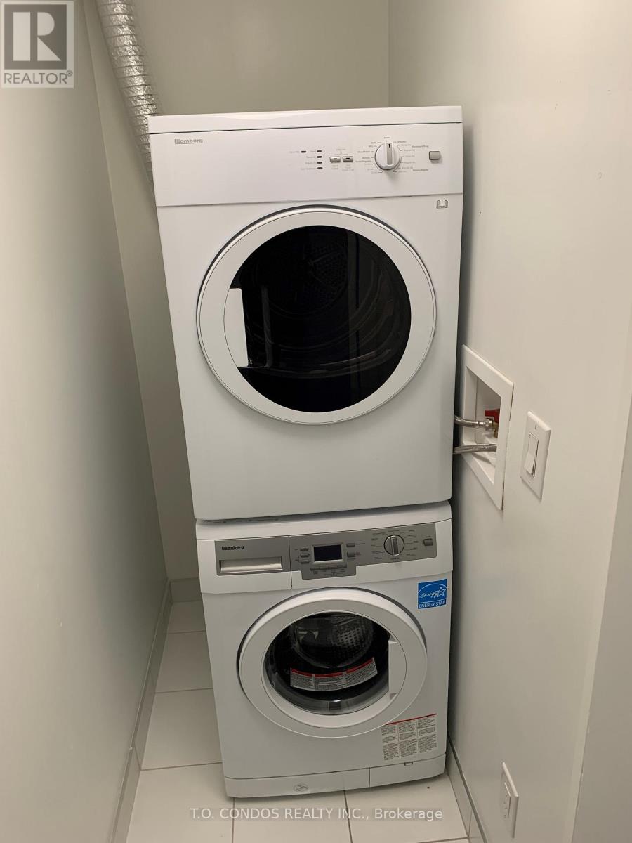 1908 - 101 Charles Street E, Toronto, Ontario  M4Y 0A9 - Photo 13 - C12852066