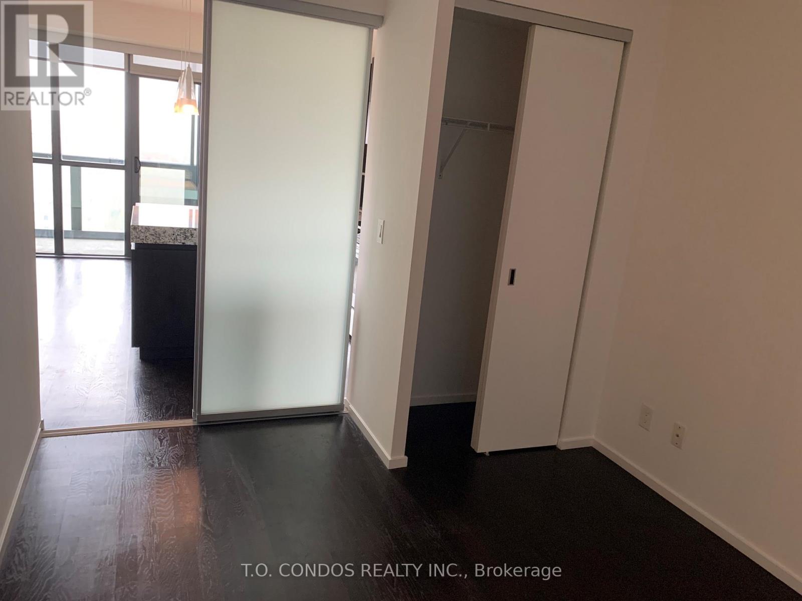 1908 - 101 Charles Street E, Toronto, Ontario  M4Y 0A9 - Photo 8 - C12852066