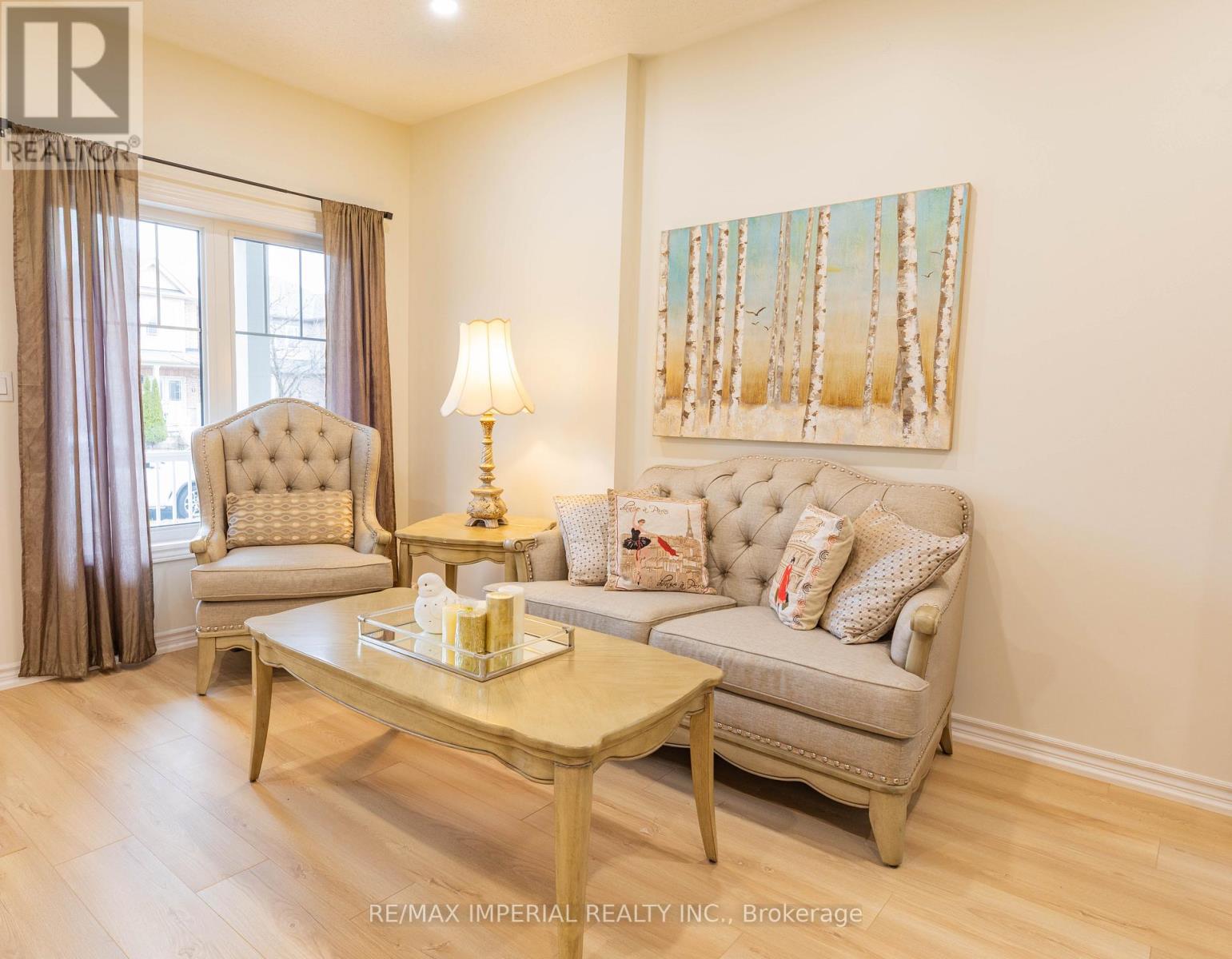 10 Sandgate Street, Whitby, Ontario  L1R 0L3 - Photo 5 - E12942316