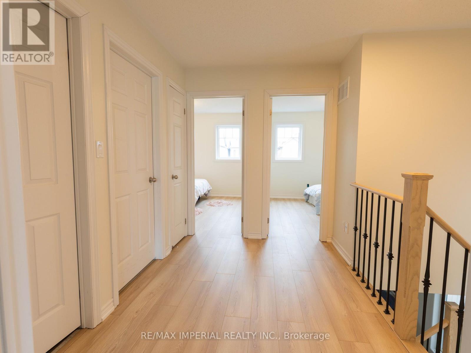 10 Sandgate Street, Whitby, Ontario  L1R 0L3 - Photo 17 - E12942316