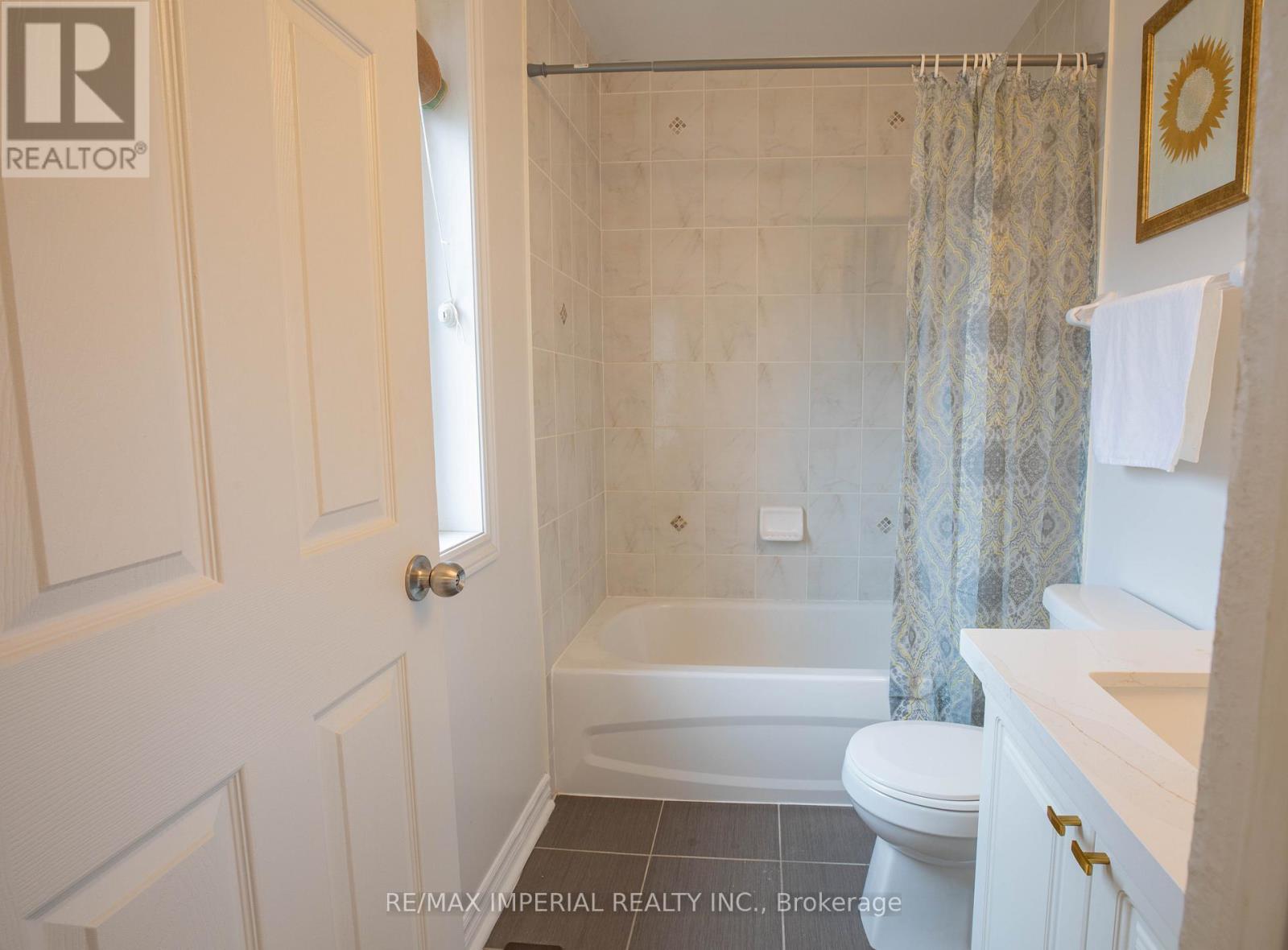 10 Sandgate Street, Whitby, Ontario  L1R 0L3 - Photo 22 - E12942316