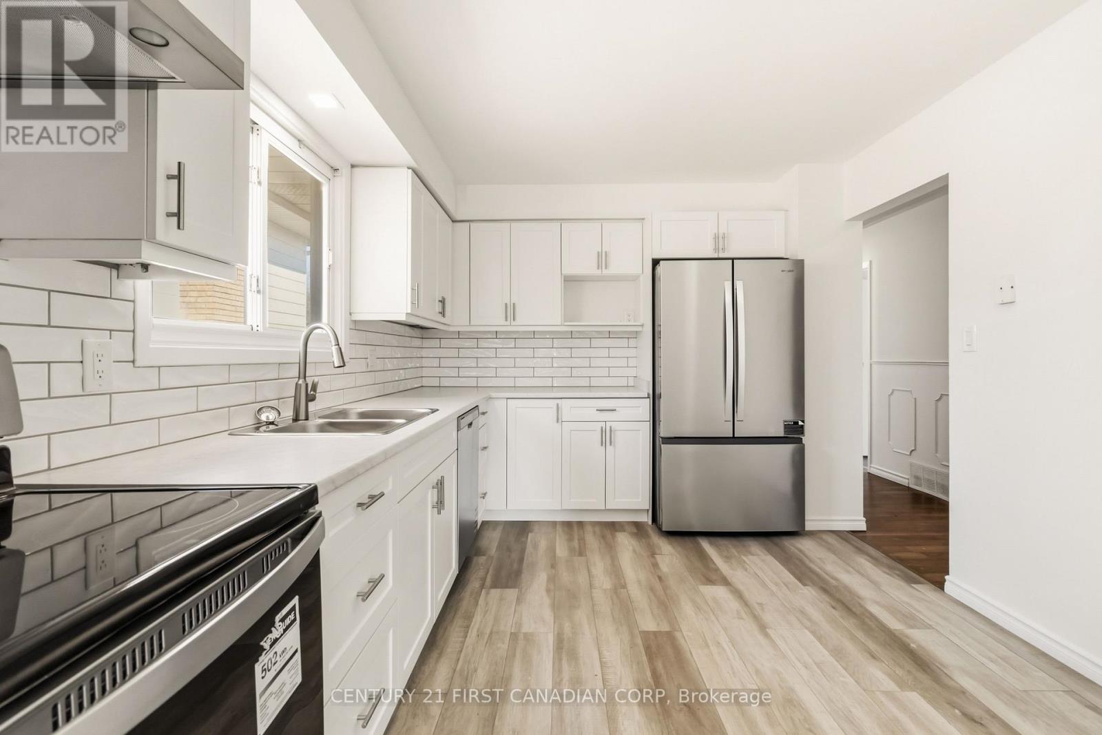 6 Spartan Drive, Brantford, Ontario  N3R 6C7 - Photo 11 - X12942436