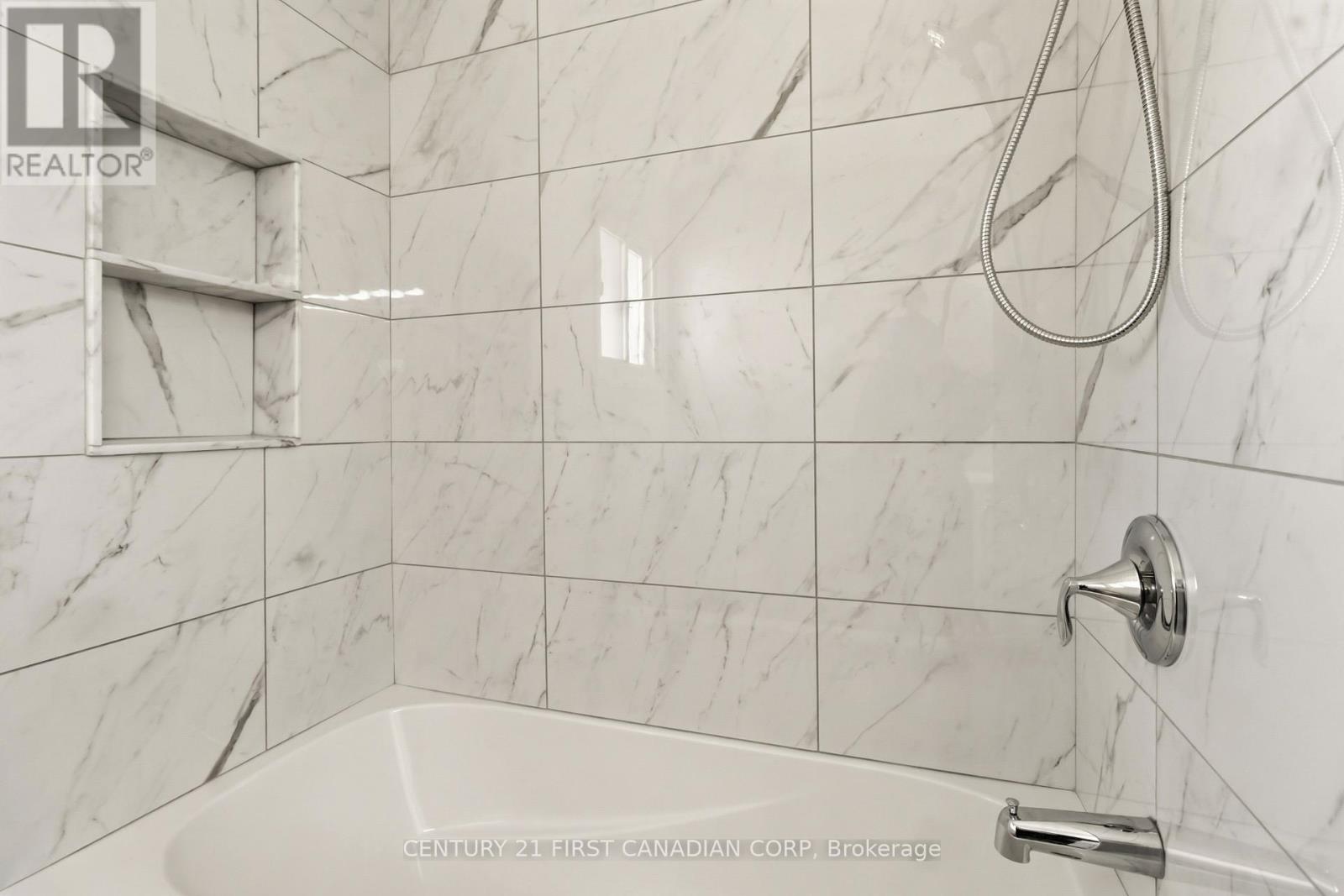 6 Spartan Drive, Brantford, Ontario  N3R 6C7 - Photo 21 - X12942436