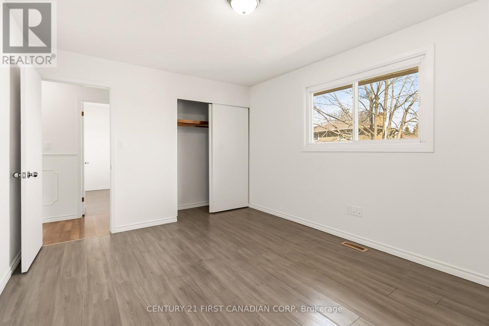 6 Spartan Drive, Brantford, Ontario  N3R 6C7 - Photo 23 - X12942436