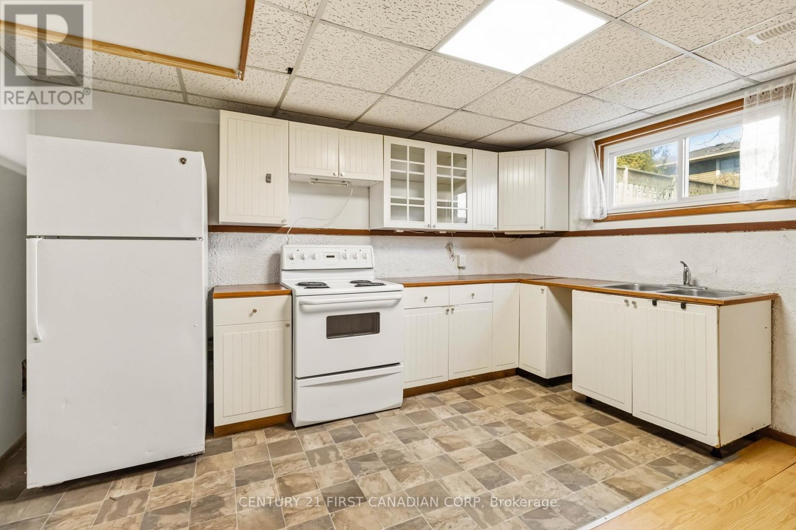 6 Spartan Drive, Brantford, Ontario  N3R 6C7 - Photo 32 - X12942436