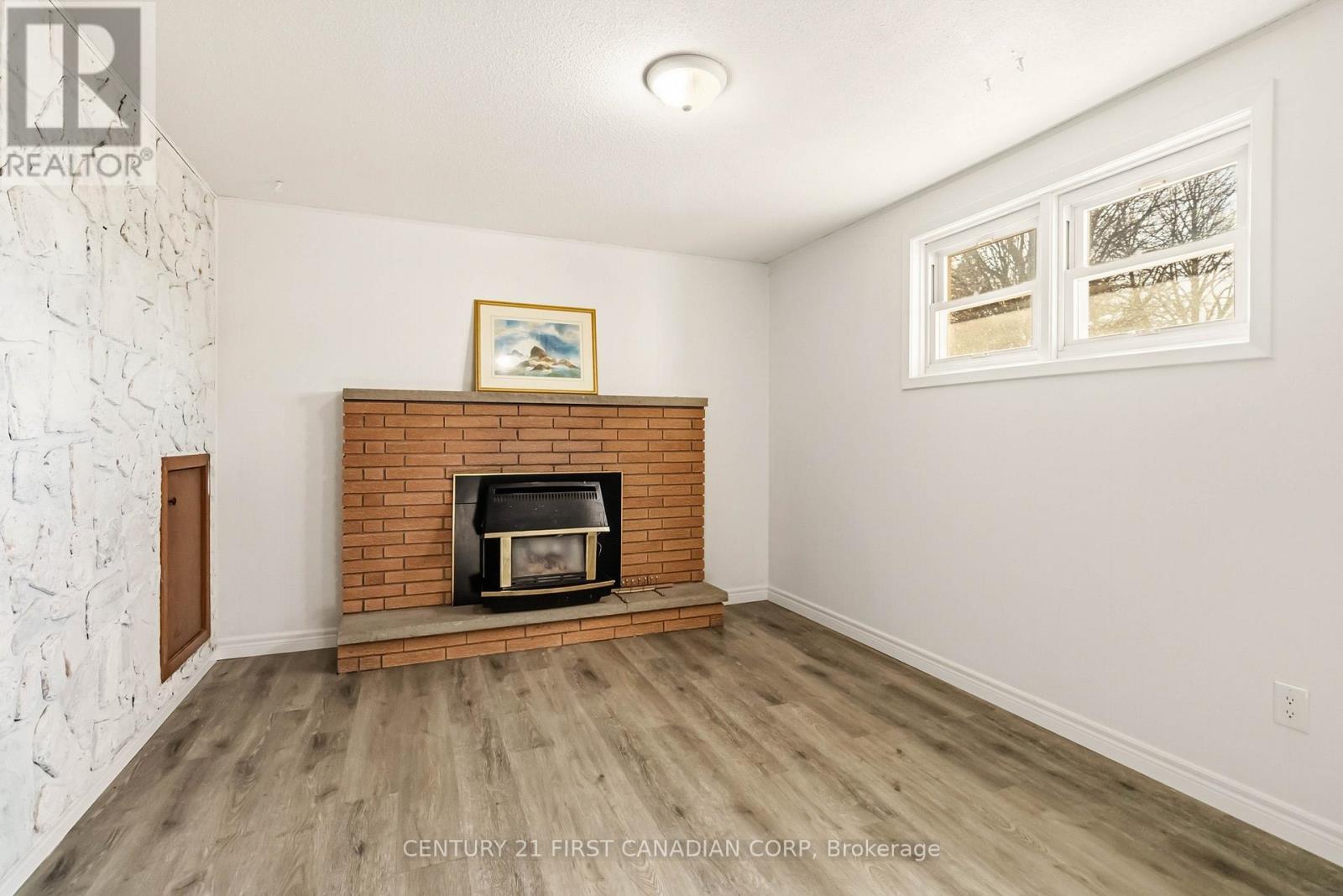 6 Spartan Drive, Brantford, Ontario  N3R 6C7 - Photo 35 - X12942436