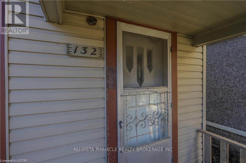 Front - 132 Wharncliffe Road N, London North, Ontario  N6H 2B2 - Photo 3 - X12942442