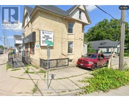 LOWER - 11 OXFORD STREET W, London North, Ontario