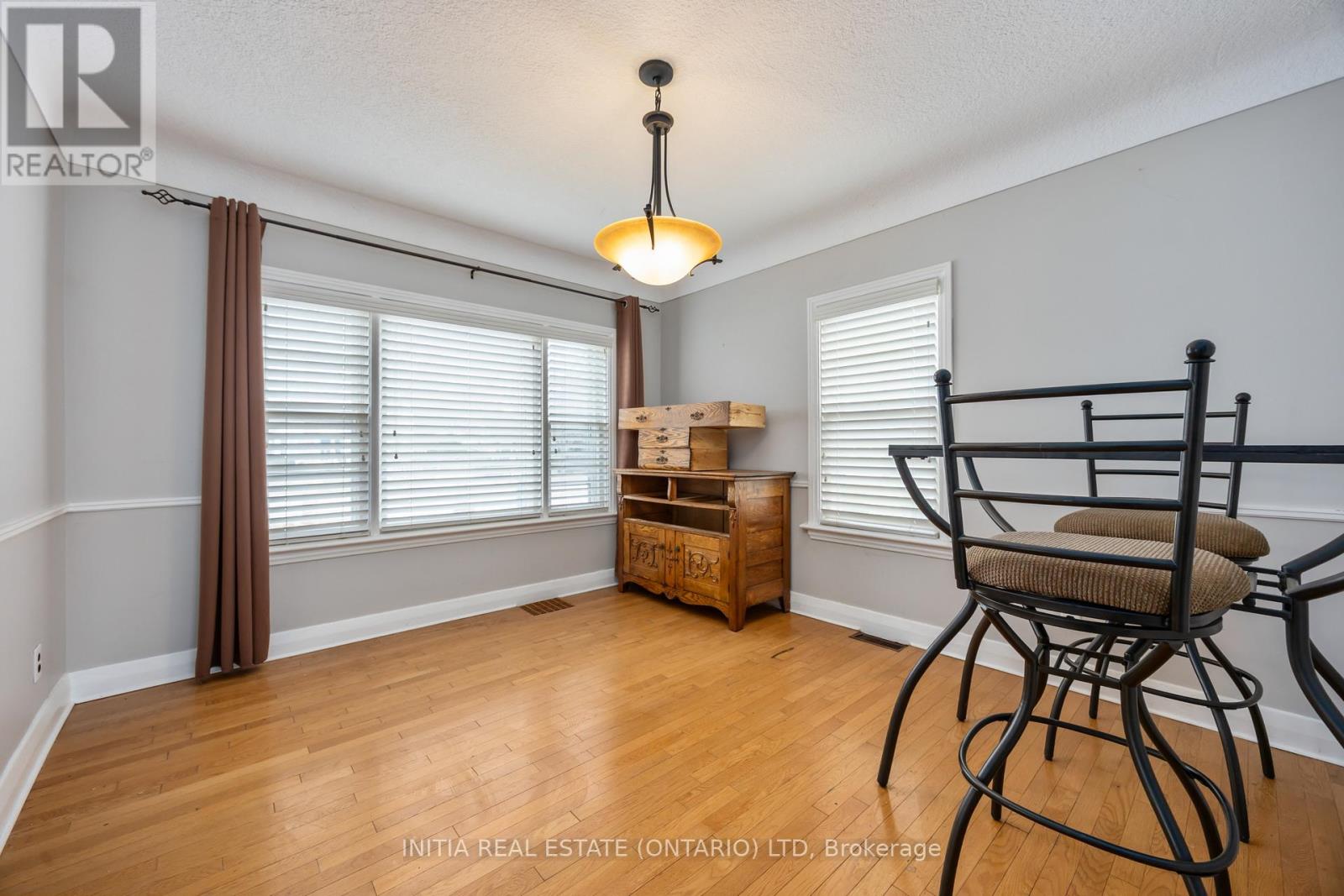 617 Cathcart Boulevard, Sarnia, Ontario  N7V 2N1 - Photo 6 - X12942462