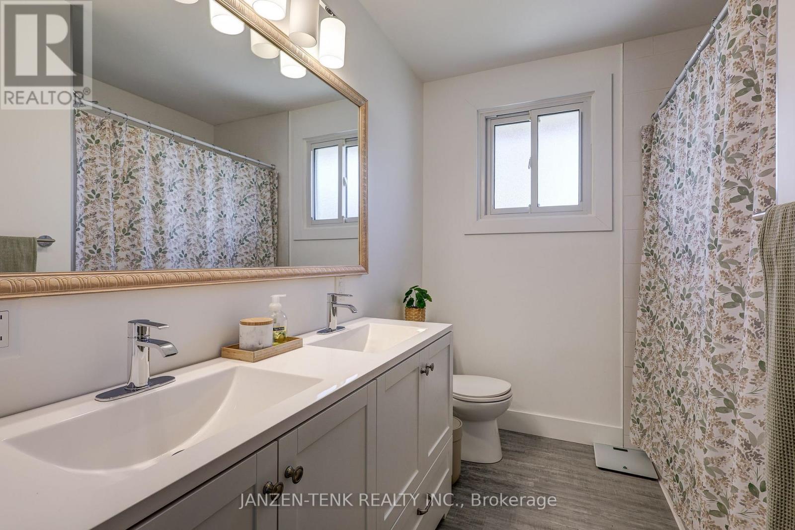 24 Centennial Avenue, Aylmer, Ontario  N5H 2X2 - Photo 24 - X12942538