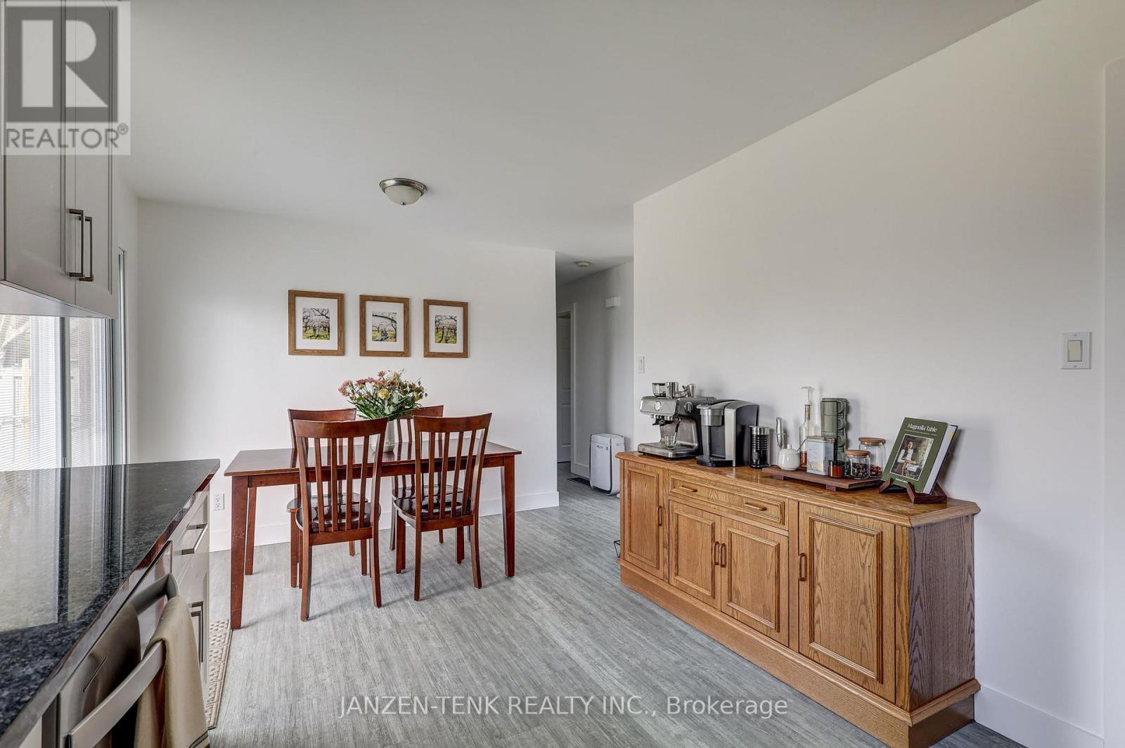 24 Centennial Avenue, Aylmer, Ontario  N5H 2X2 - Photo 36 - X12942538