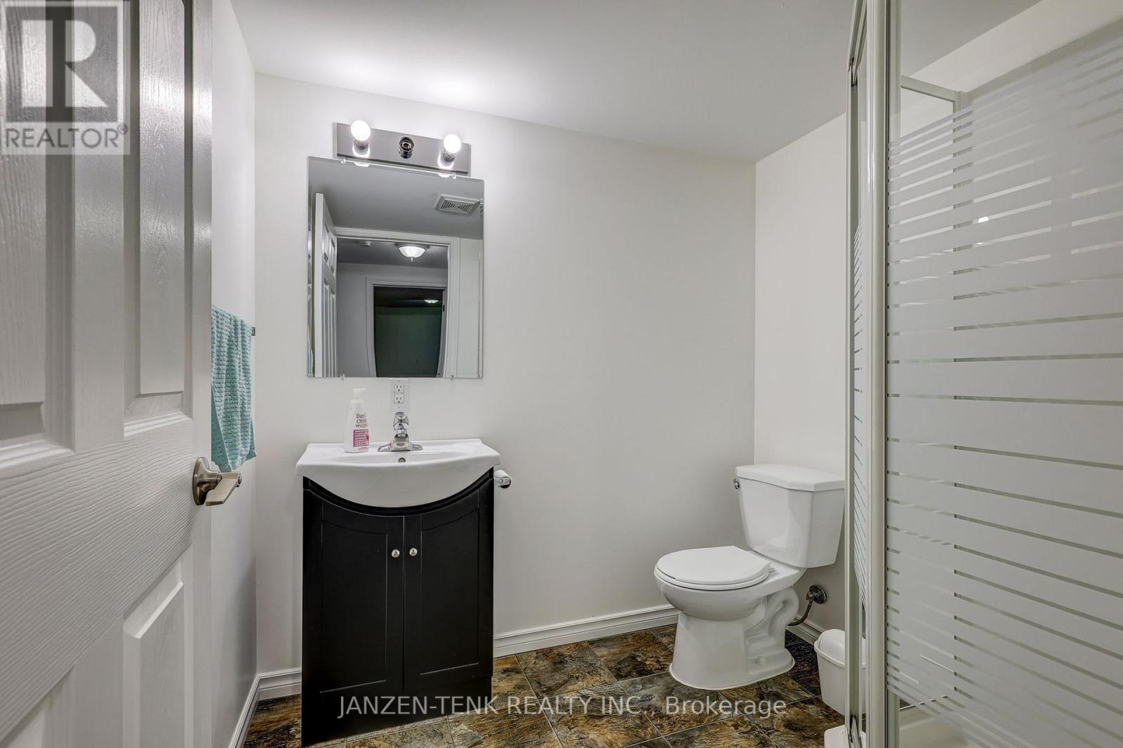 24 Centennial Avenue, Aylmer, Ontario  N5H 2X2 - Photo 40 - X12942538