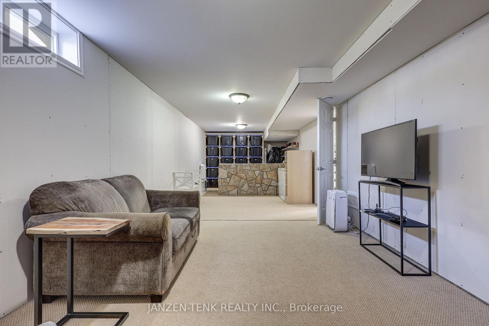 24 Centennial Avenue, Aylmer, Ontario  N5H 2X2 - Photo 45 - X12942538