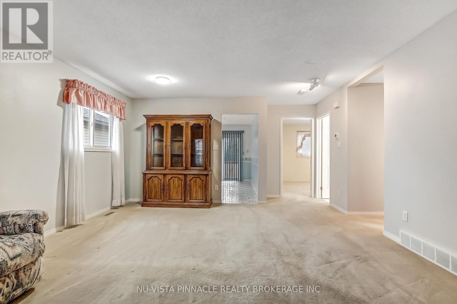 29 - 335 Lighthouse Road, London South, Ontario  N6M 1J8 - Photo 2 - X12942558