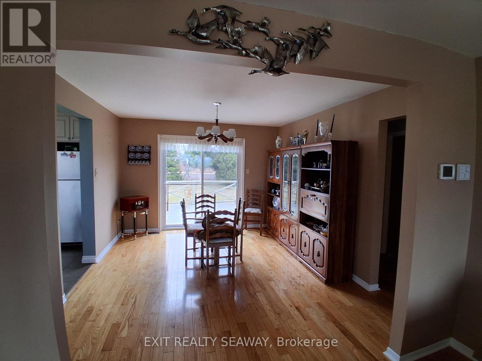 5514 County Road 16 Road N, South Dundas, Ontario  K0E 1K0 - Photo 12 - X12942536