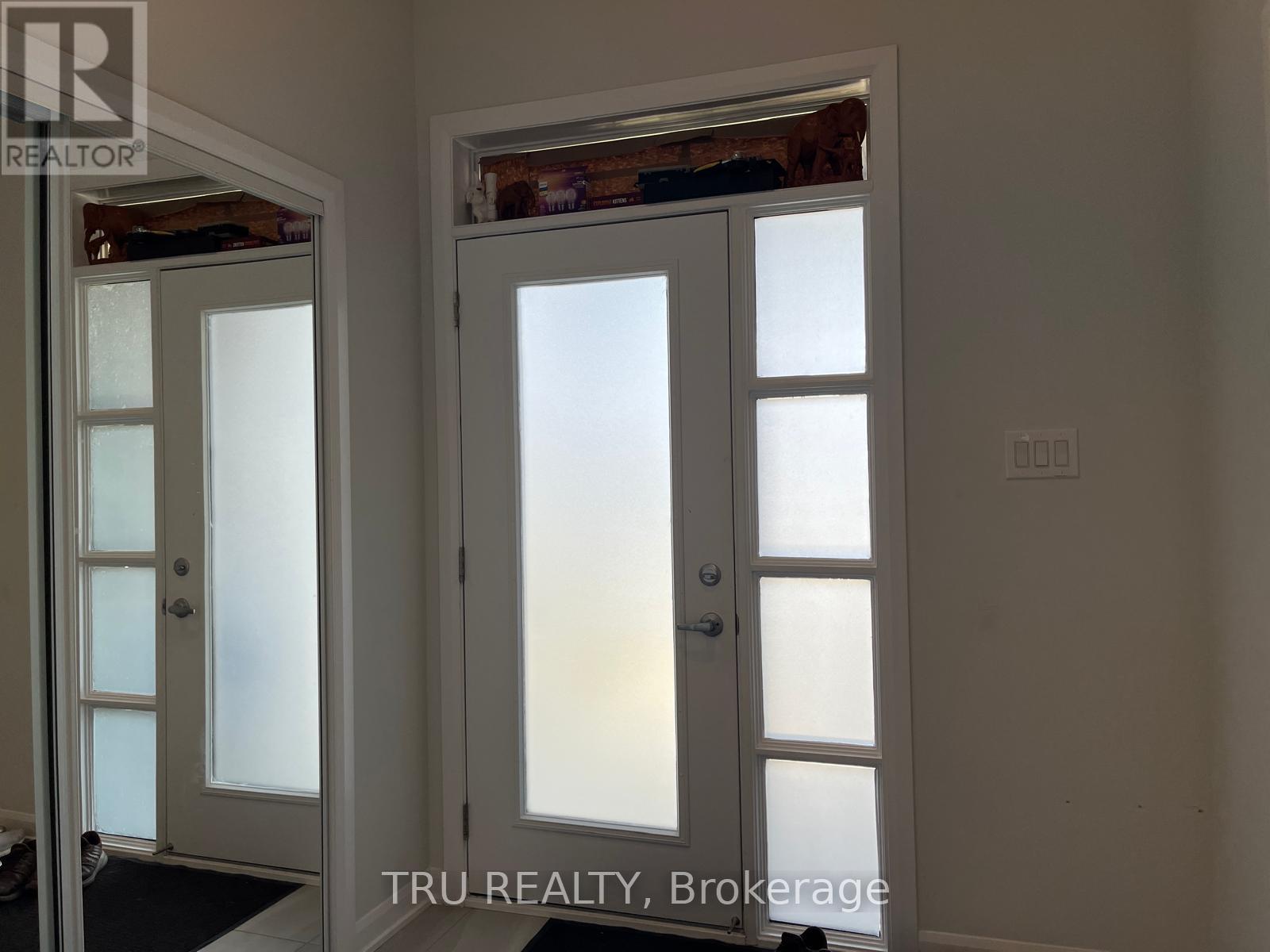 919 Athenry Court, Ottawa, Ontario  K2J 7C5 - Photo 4 - X12942524