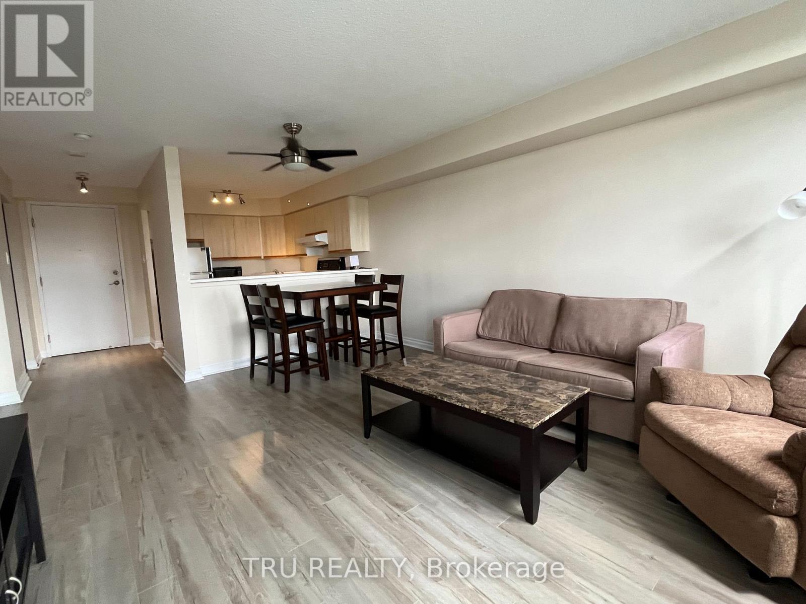 718 - 1025 Grenon Avenue, Ottawa, Ontario  K2B 8S5 - Photo 10 - X12942526