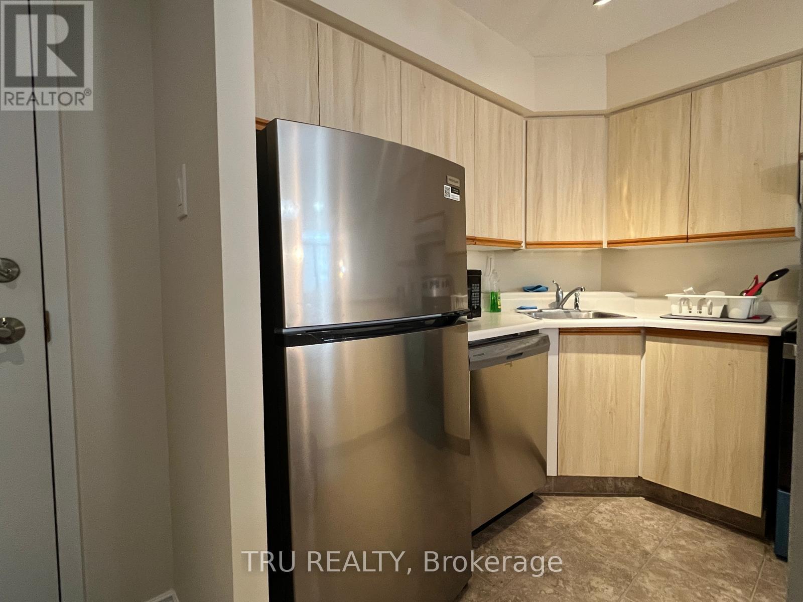 718 - 1025 Grenon Avenue, Ottawa, Ontario  K2B 8S5 - Photo 34 - X12942526