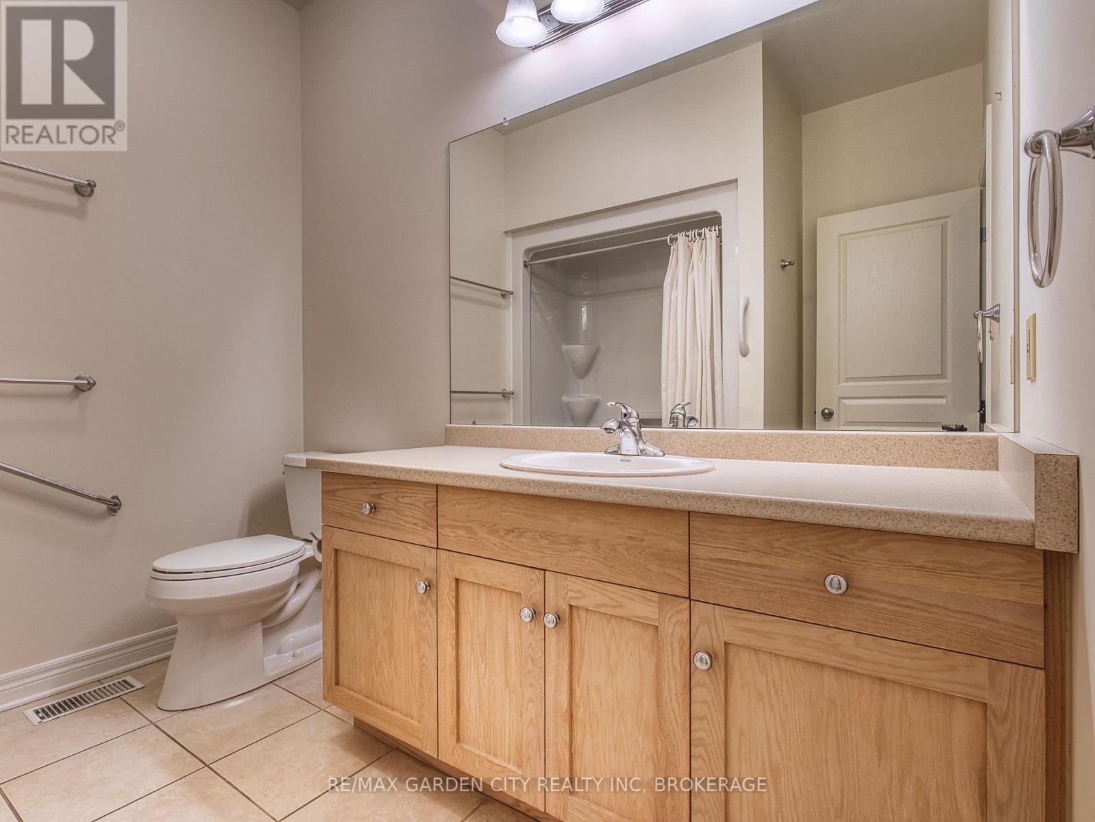 39 Vintners Lane, Grimsby, Ontario  L3M 5N7 - Photo 21 - X12942418