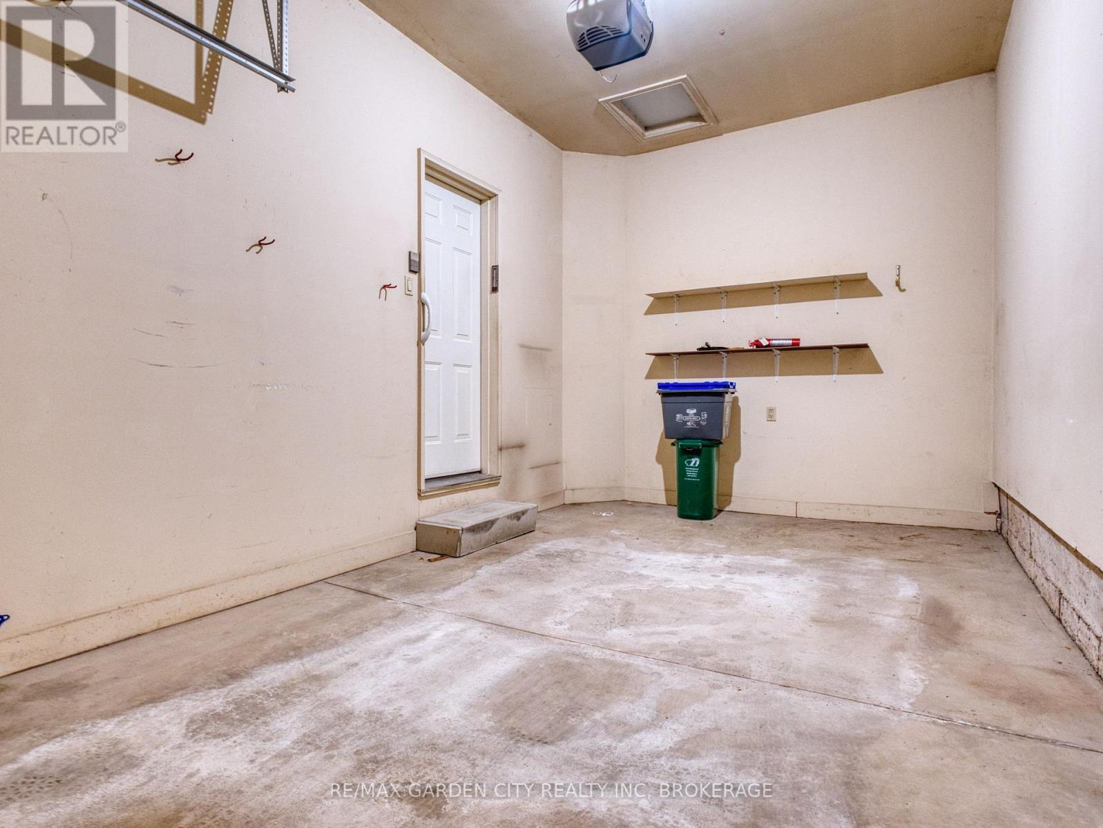 39 Vintners Lane, Grimsby, Ontario  L3M 5N7 - Photo 36 - X12942418