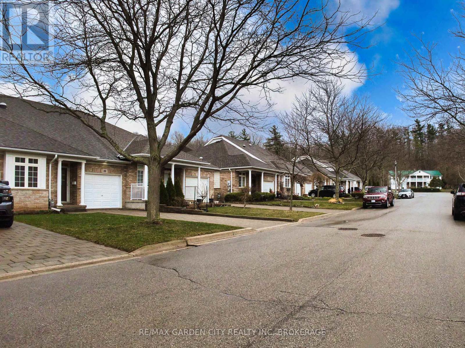 39 Vintners Lane, Grimsby, Ontario  L3M 5N7 - Photo 37 - X12942418