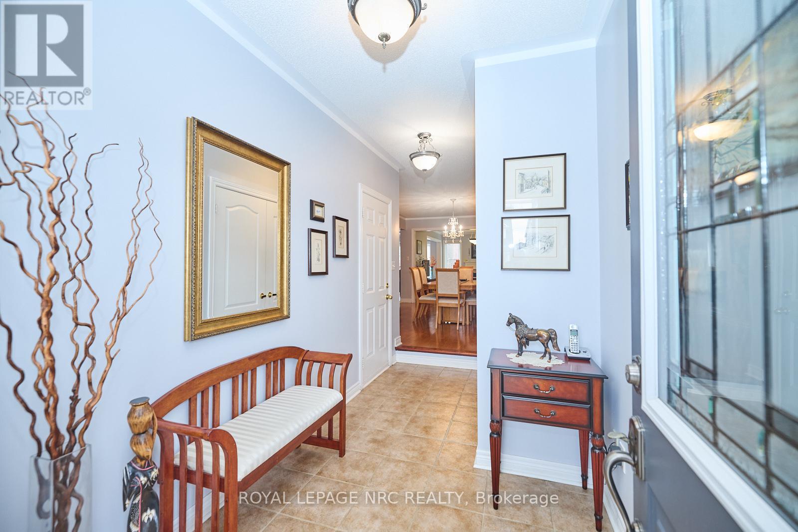 4 Alex Grant Place, St. Catharines, Ontario  L2P 0A2 - Photo 2 - X12942510