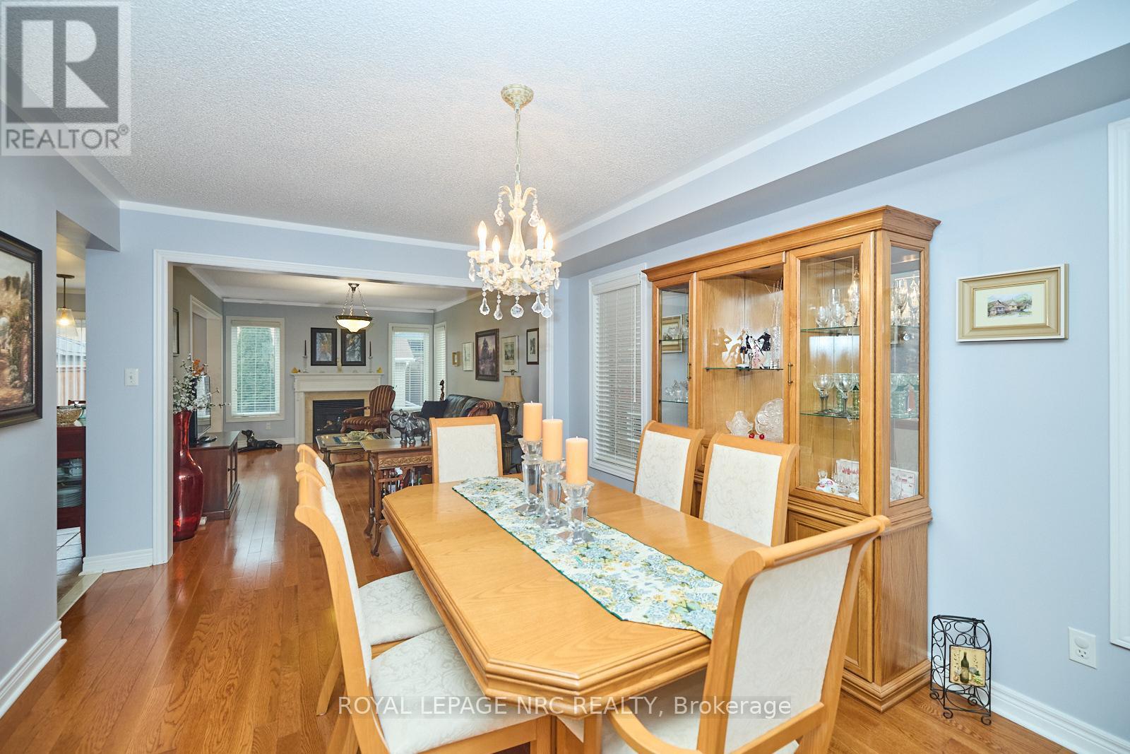 4 Alex Grant Place, St. Catharines, Ontario  L2P 0A2 - Photo 3 - X12942510