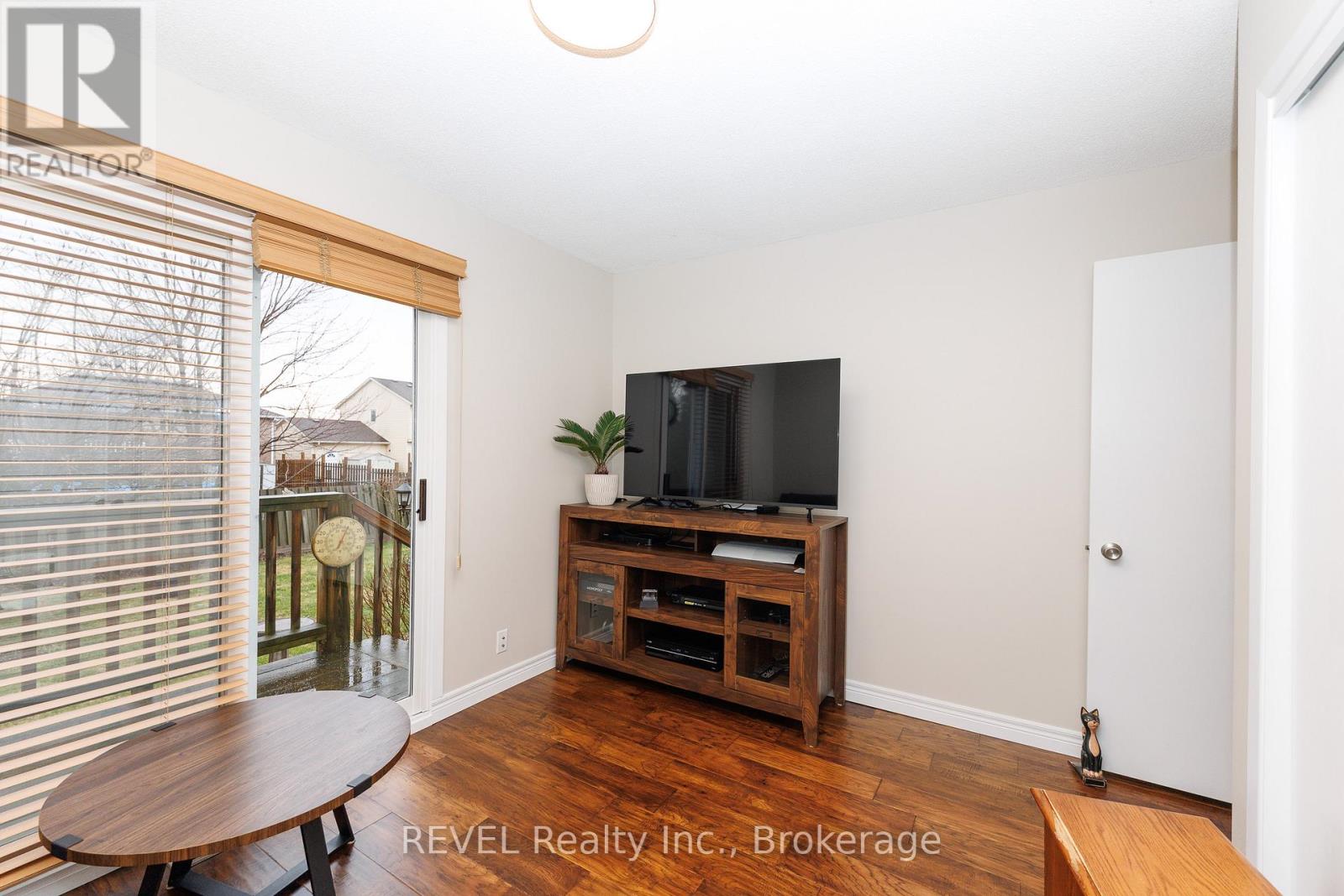 323 Barrick Road, Port Colborne, Ontario  L3K 4B6 - Photo 15 - X12942542