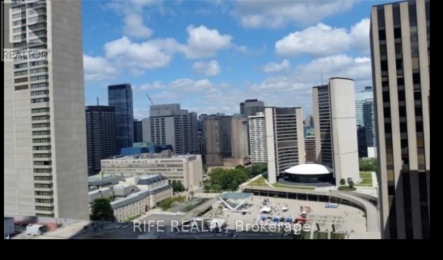 3601 - 70 Temperance Street, Toronto, Ontario  M5H 4E8 - Photo 10 - C12942410