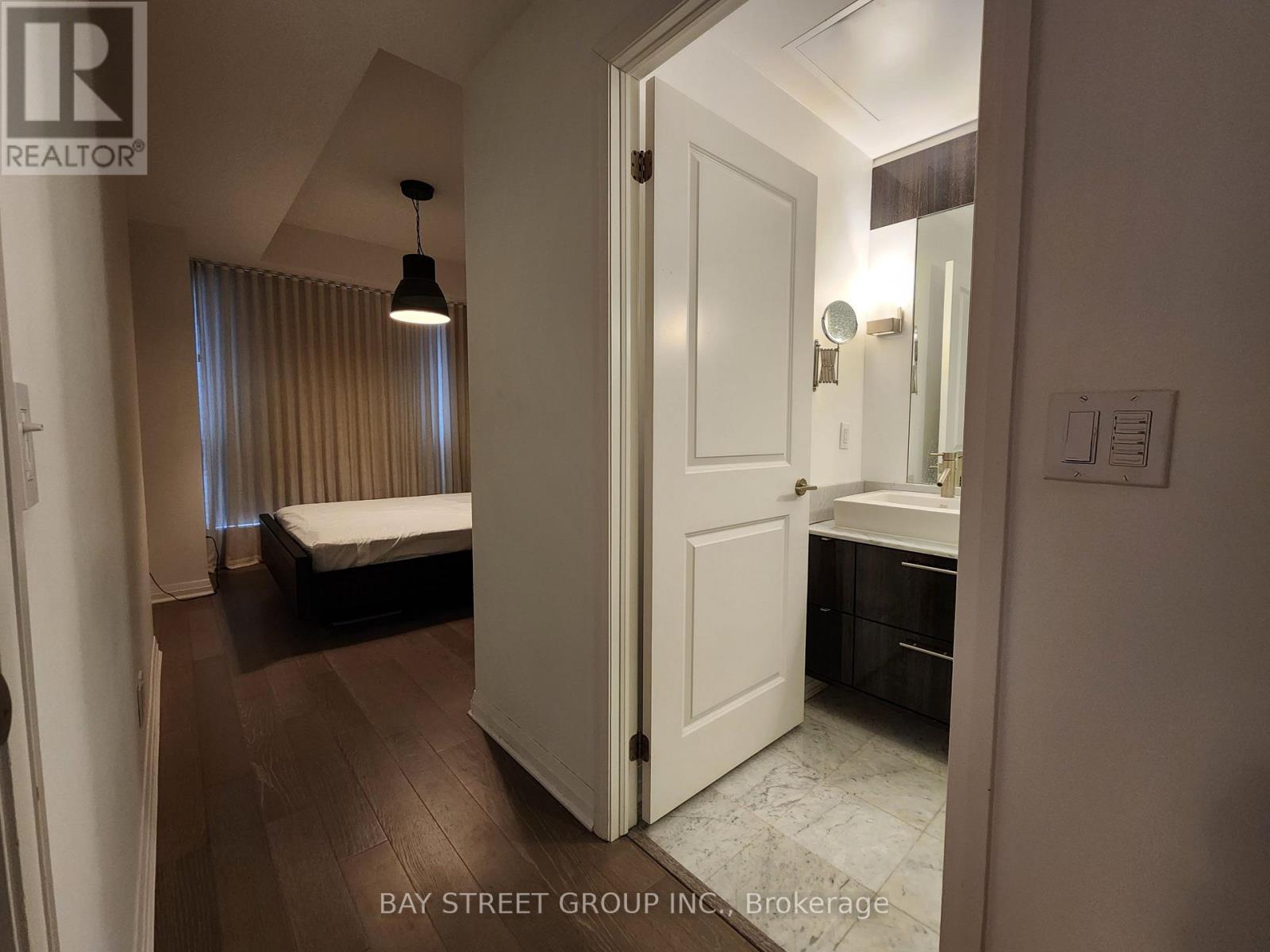 309 - 8 Mercer Street, Toronto, Ontario  M5V 0C4 - Photo 14 - C12942460